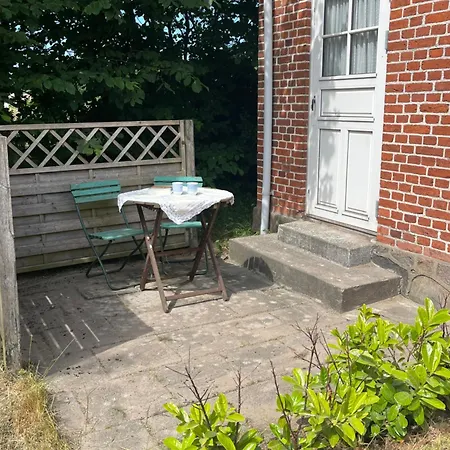 Roligt Landhus Semesterbostad Vrå